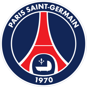 L'ancien écu du PSG était inétressant à plus d'un titre, car outre les couleurs et la Tour Eiffel pour Paris, on y voyait le blason de St Germain en Laye : la fleur de lys et le berceau de Louis XIV